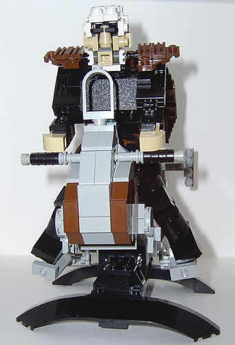 Illustration for article titled Porkins’ B3-3R Astrokeg LEGO Droid Mixes Our Three Favorite Things